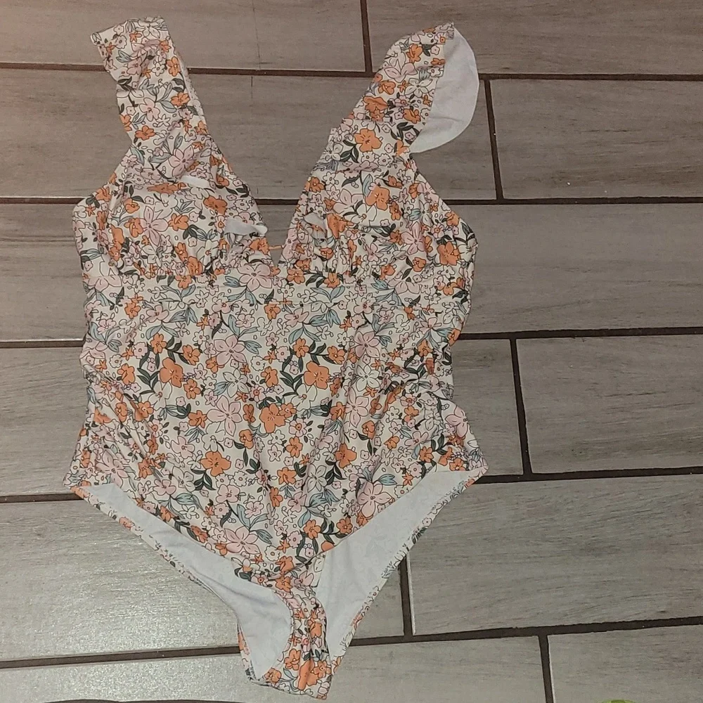 NWOT Cupshe 1 Piece Floral Print Size XXL Firm - Picture 2 of 7